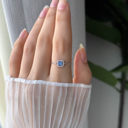 Blue Dot Chain Ring